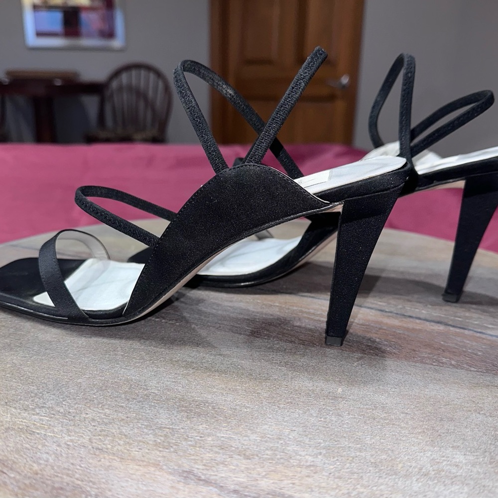 Anne Klein - Picture 4 of 7